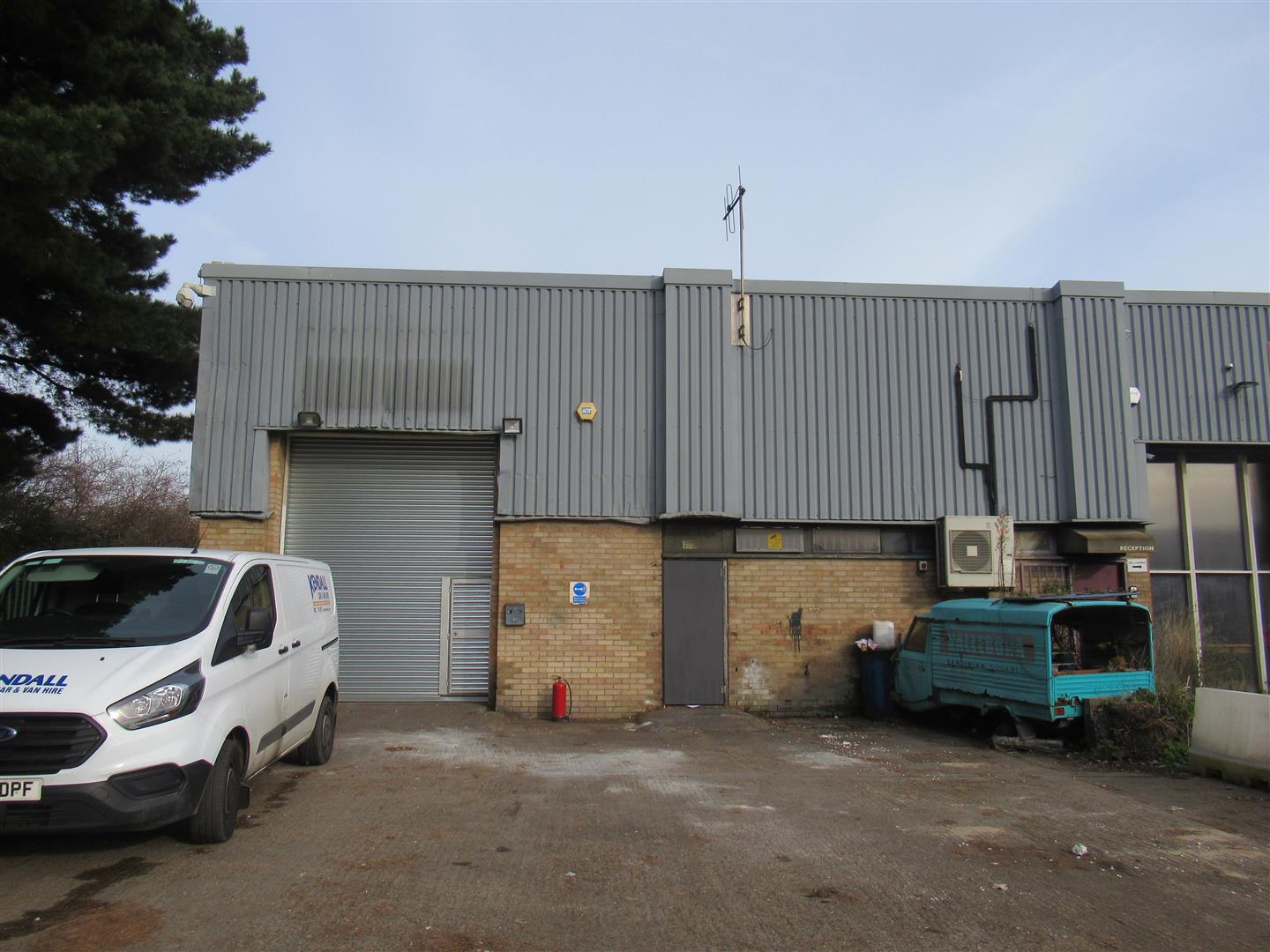 Weir Road, London - Andrew Scott Robertson Commercial